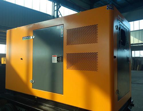 西城汽油发电机组电瓶电解液的密度应该保持在什么范围？